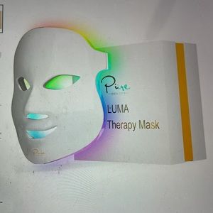 Luma light LED therapy facial mask